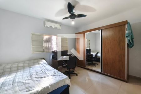 Quarto 1 de casa à venda com 2 quartos, 166m² em Vila Aeroporto, Campinas
