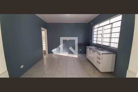 Cozinha de casa para alugar com 2 quartos, 150m² em Km 18, Osasco