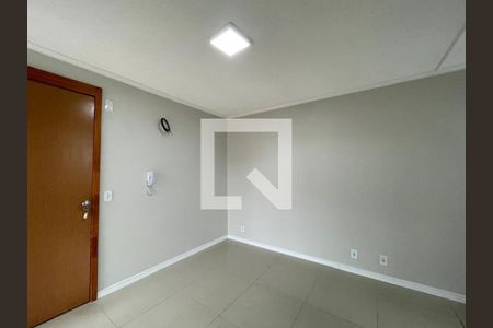 Apartamento à venda com 2 quartos, 46m² em Pinheiro, São Leopoldo
