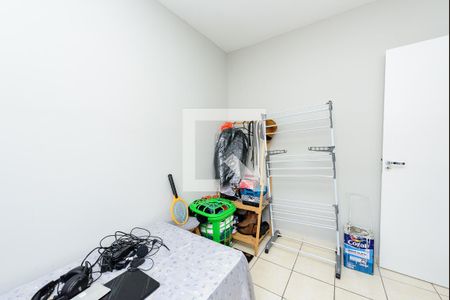 Quarto 2 de apartamento para alugar com 2 quartos, 48m² em Santa Maria, Contagem