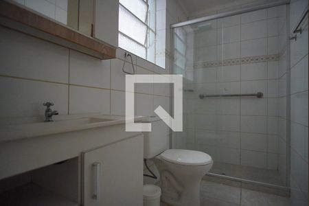 Banheiro de apartamento à venda com 1 quarto, 40m² em Cristo Redentor, Porto Alegre