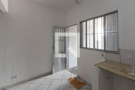 Cozinha de casa para alugar com 1 quarto, 40m² em Jardim Daysy, São Paulo
