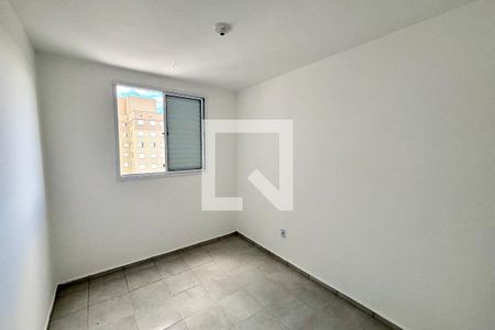 Quarto 1 de apartamento para alugar com 2 quartos, 50m² em Jardim Lourdes, Ferraz de Vasconcelos