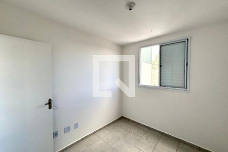 Quarto 1 de apartamento para alugar com 2 quartos, 50m² em Jardim Lourdes, Ferraz de Vasconcelos