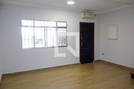 sala de casa para alugar com 2 quartos, 150m² em Presidente Altino, Osasco