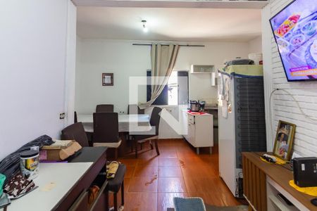 Sala e Cozinha  de casa à venda com 2 quartos, 120m² em Piratininga, Osasco