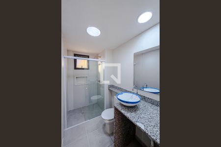 Banheiro de kitnet/studio à venda com 1 quarto, 28m² em Liberdade, São Paulo
