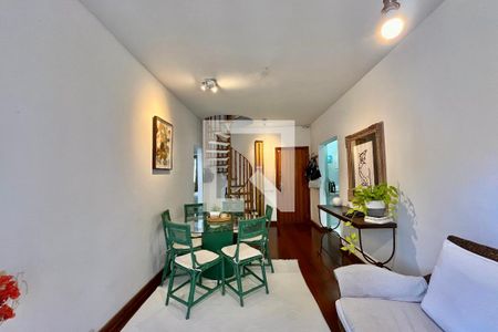 Sala  de apartamento à venda com 2 quartos, 112m² em Gávea, Rio de Janeiro