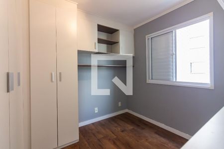 Quarto 1 de apartamento para alugar com 2 quartos, 49m² em Jardim Roberto, Osasco