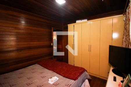 Quarto 1 de casa à venda com 2 quartos, 56m² em Cristal, Porto Alegre