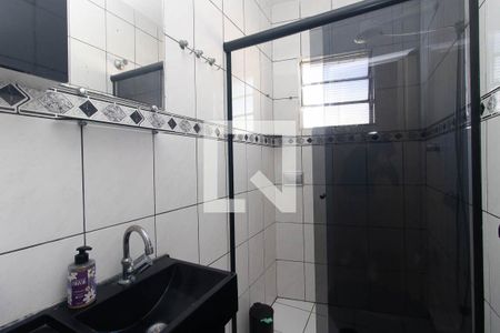 Banheiro de casa para alugar com 2 quartos, 60m² em Vila Maria Alta, São Paulo