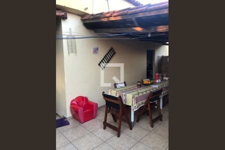 Casa à venda com 4 quartos, 360m² em Pedra Azul, Contagem