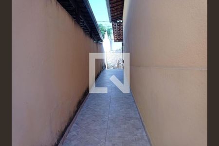 Casa à venda com 3 quartos, 200m² em Pedra Azul, Contagem