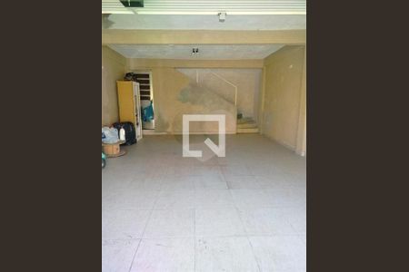 Casa à venda com 2 quartos, 100m² em Jardim Santa Rosa, Taboão da Serra