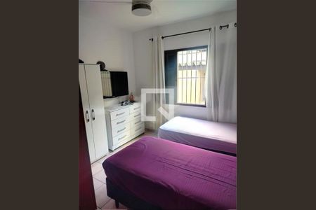 Casa à venda com 2 quartos, 100m² em Jardim Santa Rosa, Taboão da Serra
