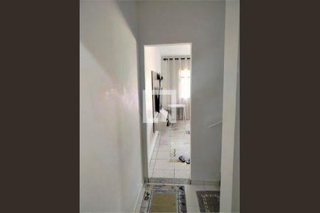 Casa à venda com 2 quartos, 100m² em Jardim Santa Rosa, Taboão da Serra