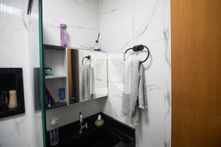Banheiro de apartamento para alugar com 2 quartos, 40m² em Vila Mazzei, São Paulo