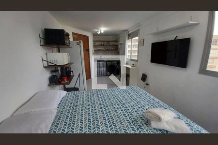 Sala / Quarto de kitnet/studio à venda com 1 quarto, 22m² em Bigorrilho, Curitiba