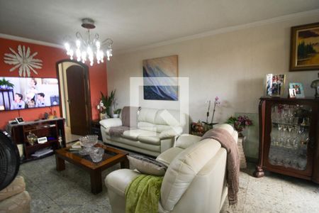 Casa à venda com 5 quartos, 305m² em Parque Sao Domingos, São Paulo