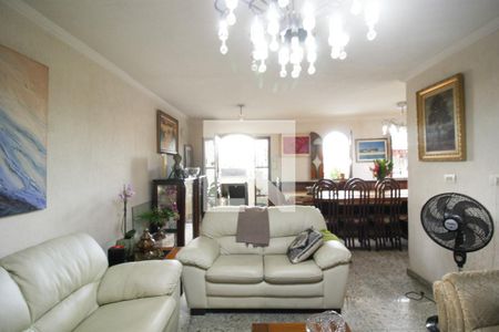 Casa à venda com 5 quartos, 305m² em Parque Sao Domingos, São Paulo
