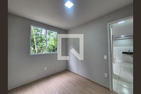 Apartamento à venda com 2 quartos, 43m² em Vargem Grande, Rio de Janeiro
