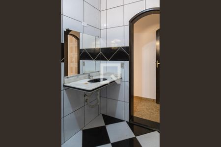 Banheiro 1 de casa para alugar com 3 quartos, 100m² em Vila Nova Bonsucesso, Guarulhos