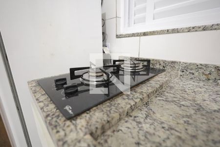 Cozinha, Sala e Quarto de apartamento para alugar com 1 quarto, 15m² em Vila Sao Pedro, Santo André