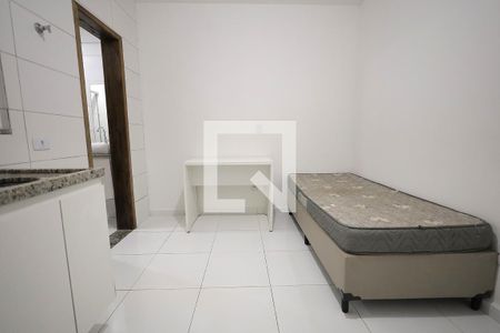 Cozinha, Sala e Quarto de apartamento para alugar com 1 quarto, 15m² em Vila Sao Pedro, Santo André