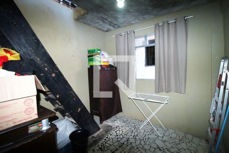 Quarto 2 de casa à venda com 3 quartos, 180m² em Olaria, Rio de Janeiro