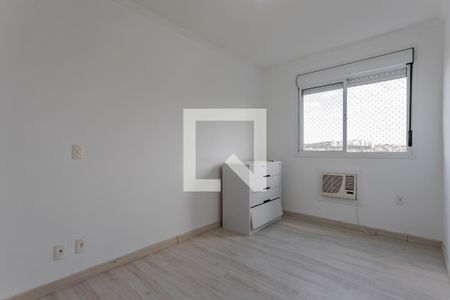 Suíte de apartamento para alugar com 3 quartos, 63m² em Jardim Itu, Porto Alegre