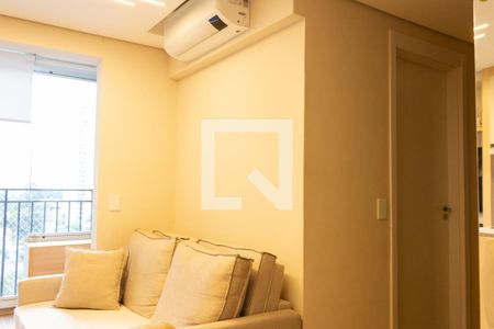 Detalhe Sala de apartamento para alugar com 2 quartos, 37m² em Vila Cruzeiro, São Paulo