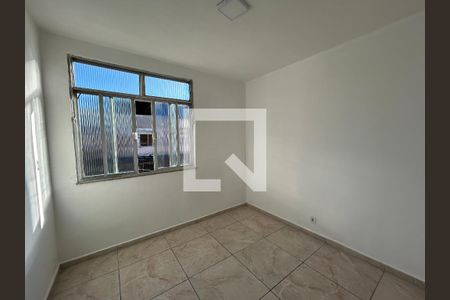 Quarto 2 de casa para alugar com 2 quartos, 60m² em Guadalupe, Rio de Janeiro