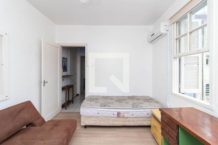 Sala/Quarto de apartamento para alugar com 1 quarto, 30m² em Centro Histórico, Porto Alegre