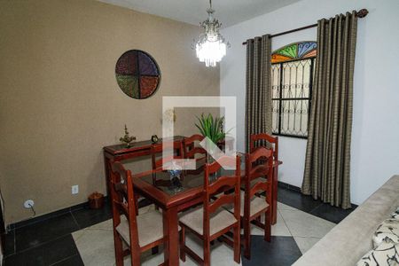Casa à venda com 5 quartos, 550m² em Campo Grande, Rio de Janeiro