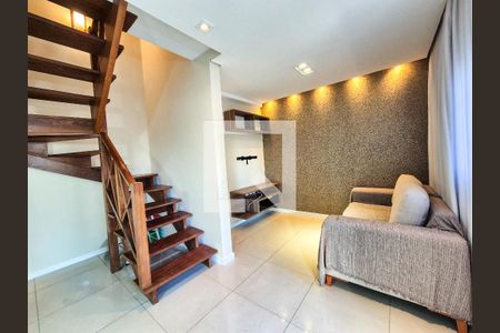 Sala de apartamento para alugar com 2 quartos, 74m² em Santo Amaro, São Paulo