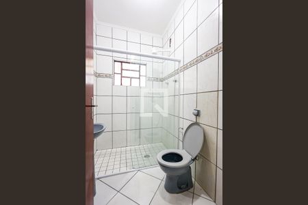Banheiro de casa para alugar com 2 quartos, 104m² em Parque Residencial Indaia, Indaiatuba