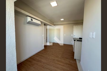Sala de apartamento para alugar com 2 quartos, 48m² em Nova Aldeinha, Barueri