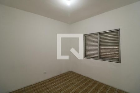 Quarto 2 de casa para alugar com 3 quartos, 180m² em Jardim Três Marias, São Paulo