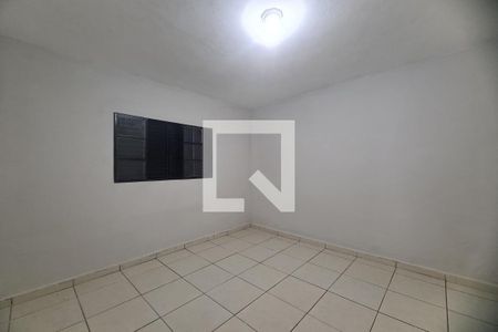 Quarto de casa para alugar com 1 quarto, 80m² em Jardim Três Marias, São Paulo