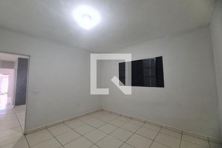 Quarto de casa para alugar com 1 quarto, 80m² em Jardim Três Marias, São Paulo