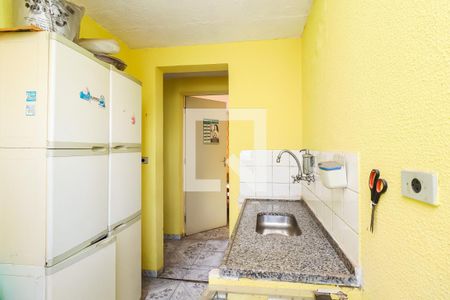 Cozinha de apartamento para alugar com 2 quartos, 45m² em Guaianases, São Paulo