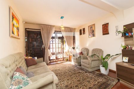 Sala de casa à venda com 4 quartos, 240m² em Santa Quiteria, Curitiba