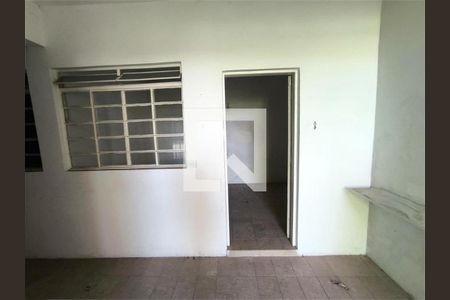 Casa à venda com 3 quartos, 80m² em Jardim das Esmeraldas, Taboão da Serra