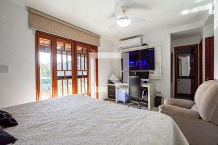Casa à venda com 4 quartos, 445m² em Camboinhas, Niterói