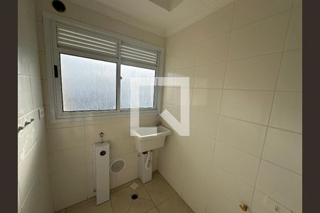 Cozinha e Área de Serviço de apartamento para alugar com 2 quartos, 46m² em Parque Sao Vicente, São Vicente
