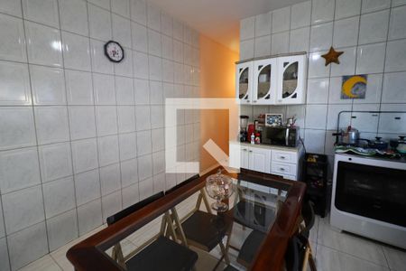 Sala/Cozinha de casa à venda com 5 quartos, 260m² em Conceicao, Osasco