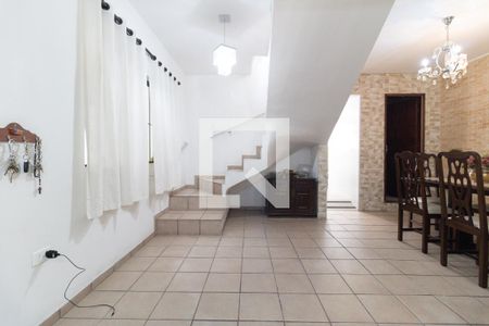 Sala de casa à venda com 3 quartos, 166m² em Vila Santo Estefano, São Paulo