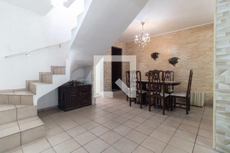 Sala de casa à venda com 3 quartos, 166m² em Vila Santo Estefano, São Paulo