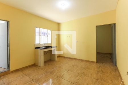 Cozinha de casa para alugar com 1 quarto, 35m² em Vila Lourdes, São Paulo