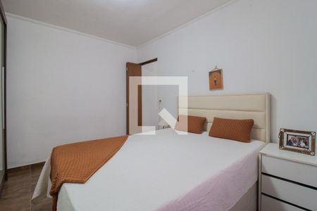 Quarto 1 de casa para alugar com 2 quartos, 80m² em Vila Falchi, Mauá
